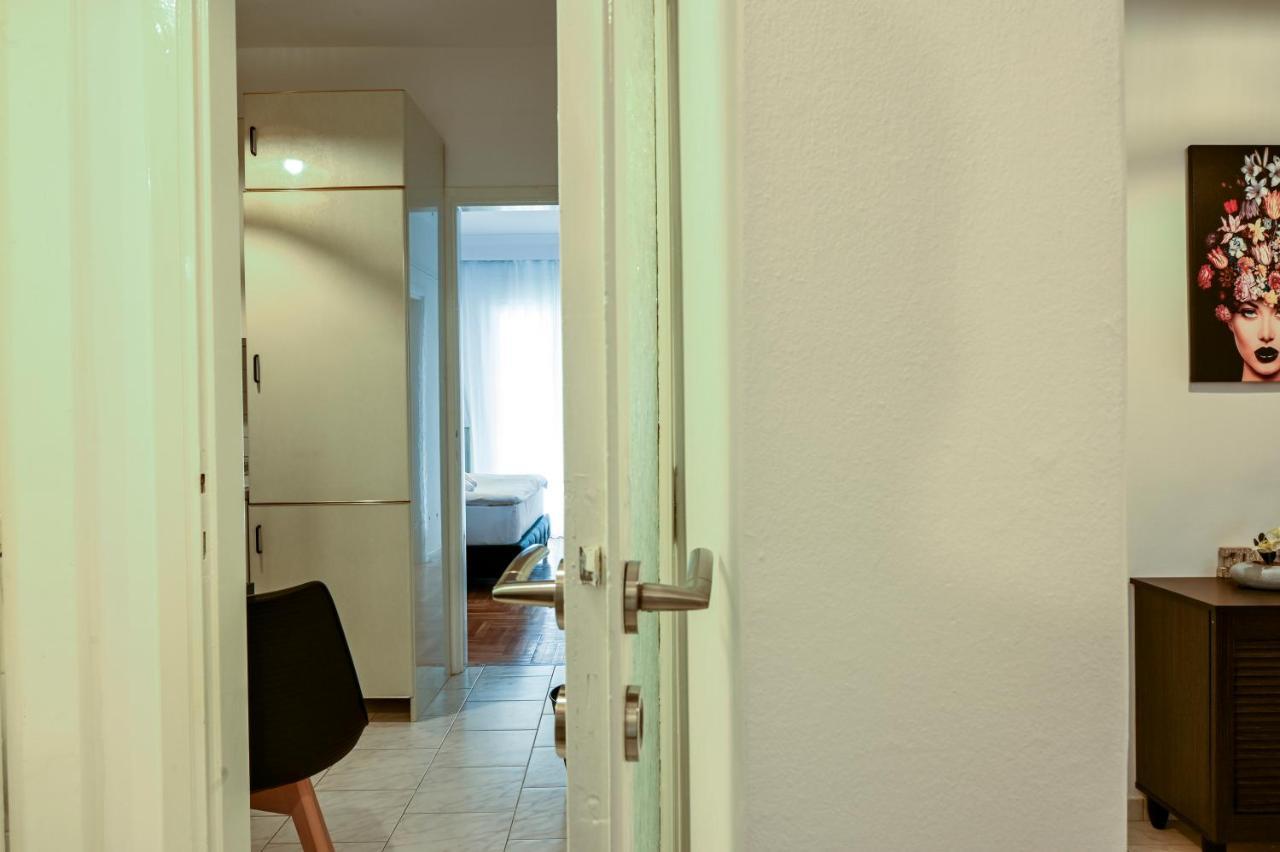 Thessaloniki Center Deluxe Apartment Bagian luar foto