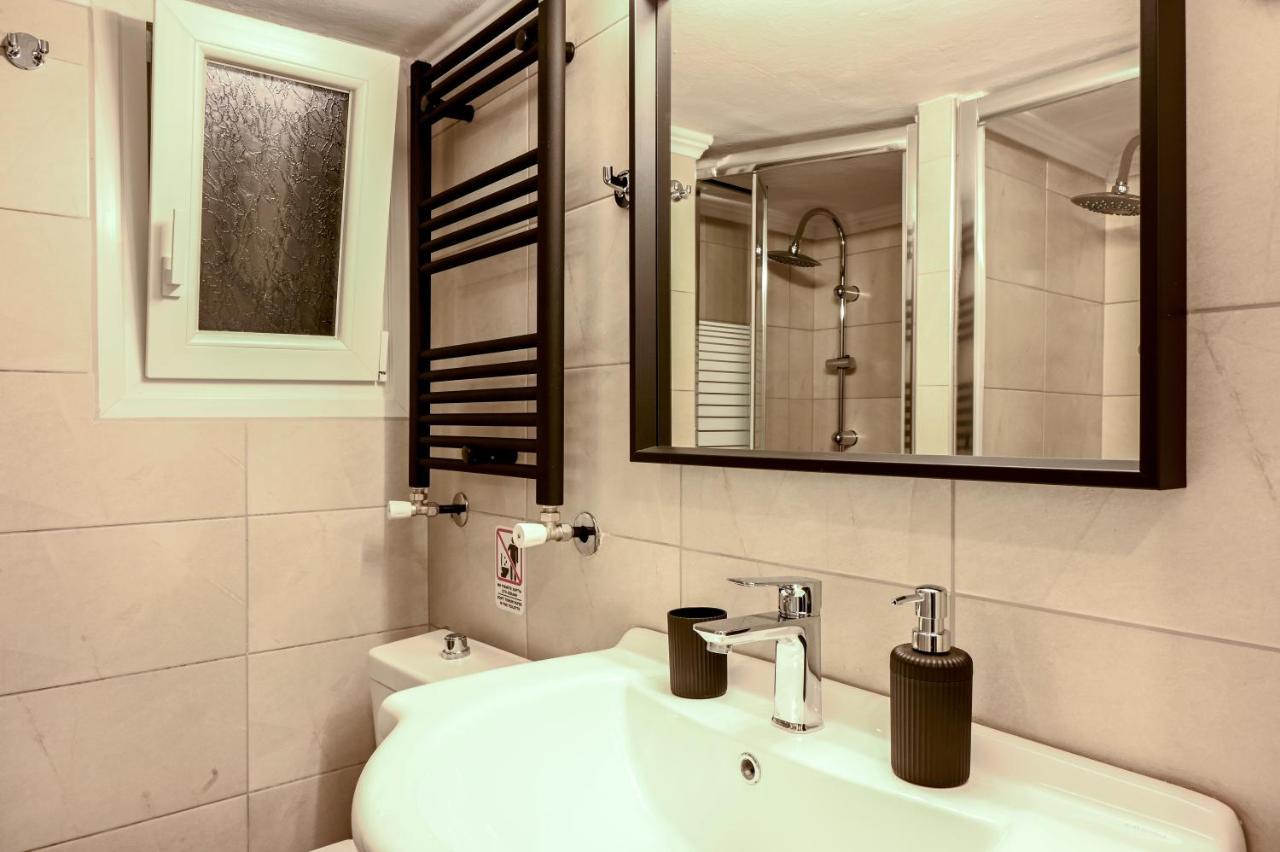 Thessaloniki Center Deluxe Apartment Bagian luar foto