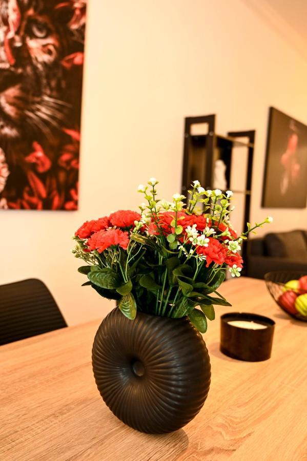 Thessaloniki Center Deluxe Apartment Bagian luar foto